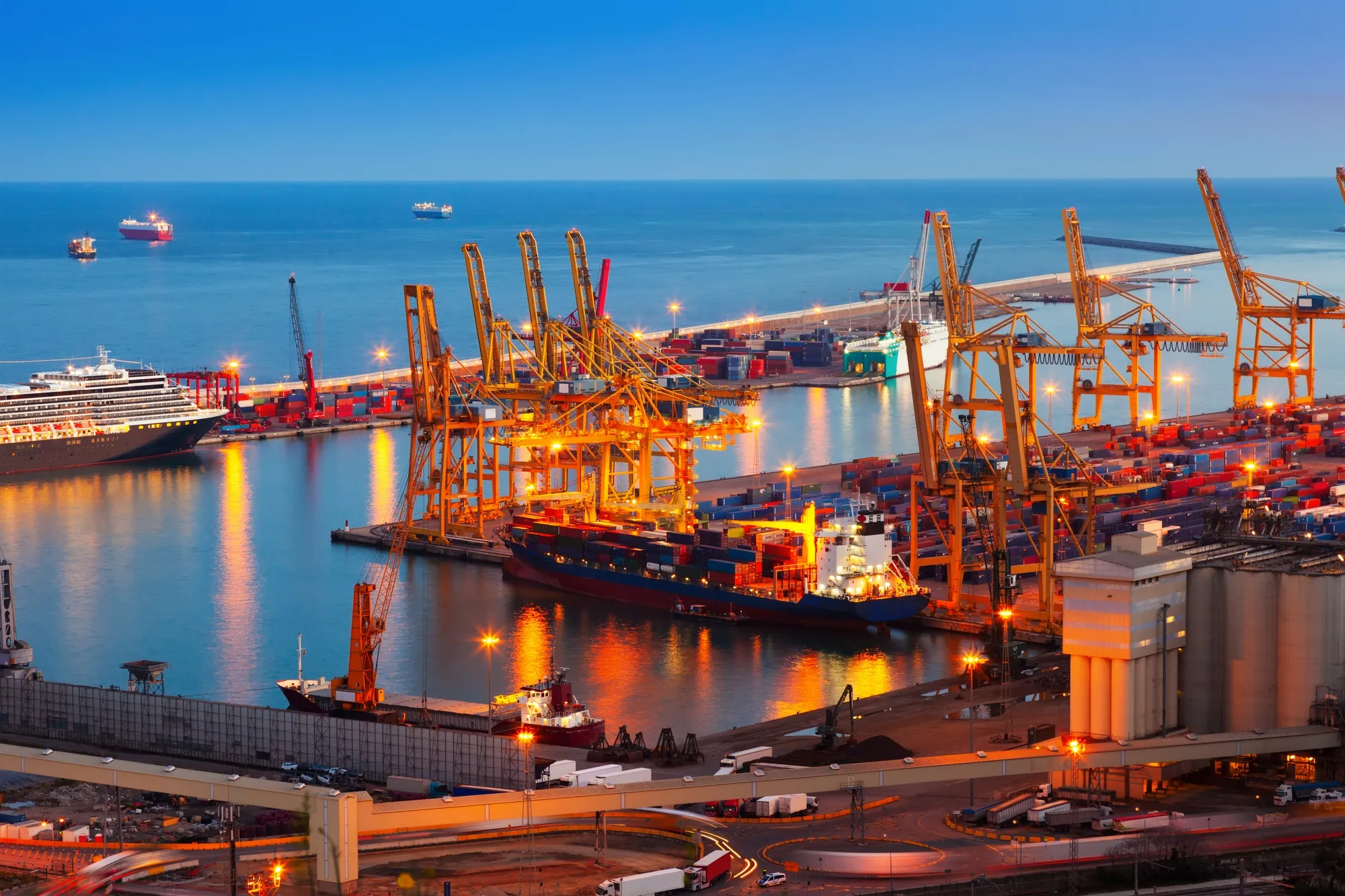 Dubai customs and trade
